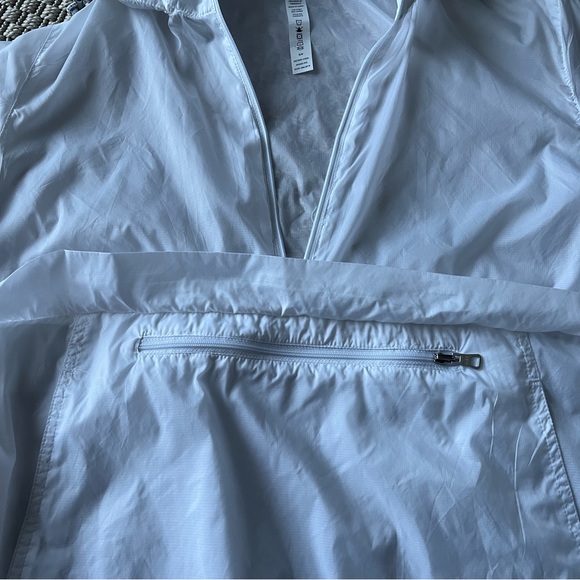 Diadora white small running jacket - Picture 2 of 4